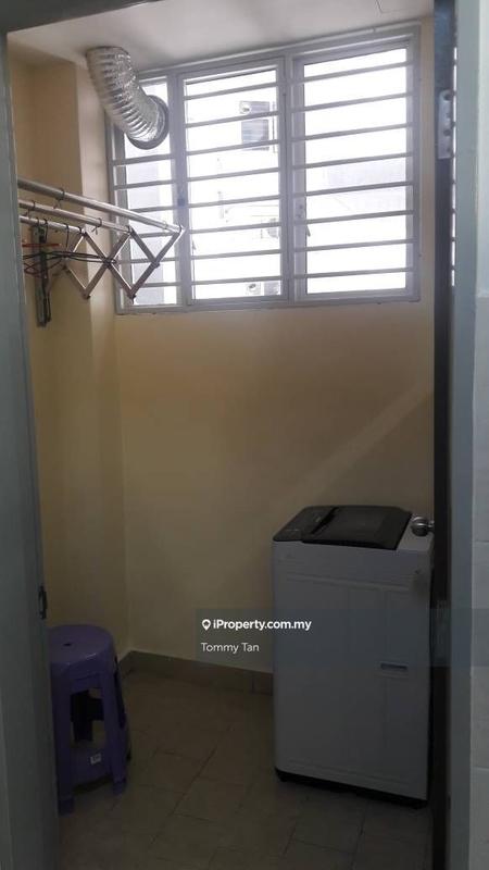 Condominium for Sale in Lagoon Suites by Tommy Tan - iProperty.com.my