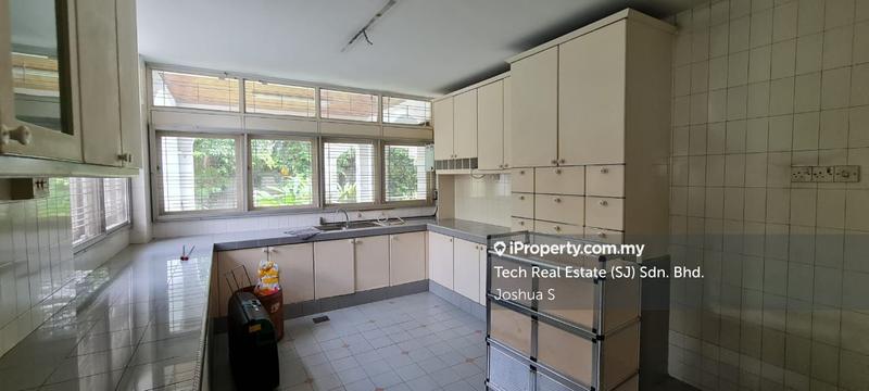 Banglo untuk Dijual di Taman Bukit Pantai, Bangsar oleh Joshua S - iProperty.com.my