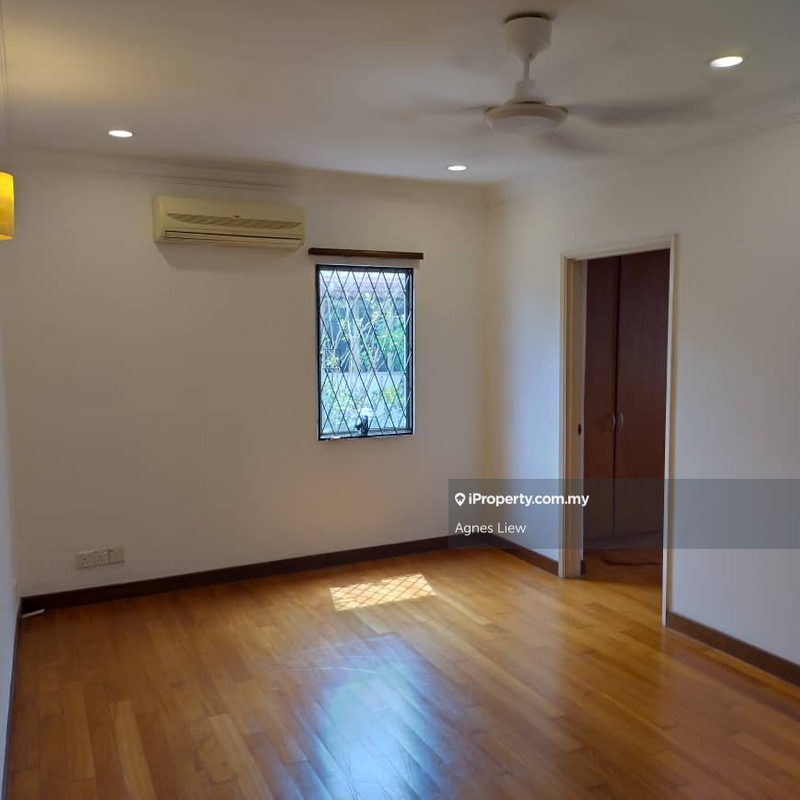 Rumah Berkembar untuk Dijual di Setiakasih, Damansara Heights oleh Agnes Liew - iProperty.com.my