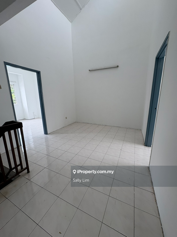 Rumah Teres 2-Tingkat untuk Dijual di Taman Puncak Jalil, Seri Kembangan oleh Sally Lim - iProperty.com.my