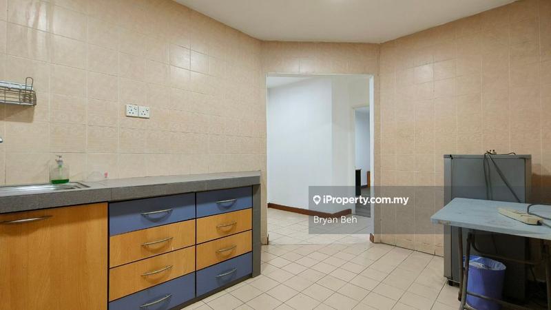 Condominium for Sale in Amadesa Resort Condominium by Bryan Beh - iProperty.com.my