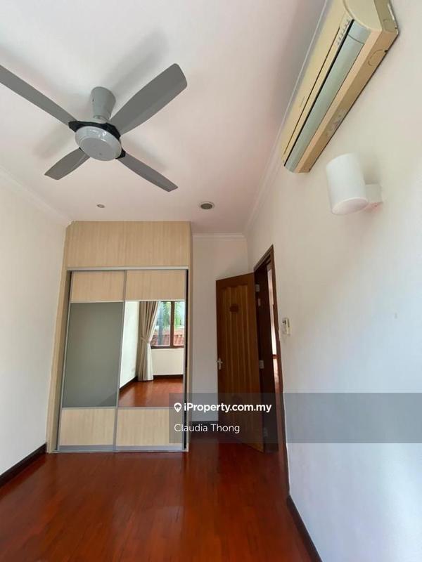 Rumah Berkembar untuk Dijual di 2uj8d, Batu oleh Claudia Thong - iProperty.com.my