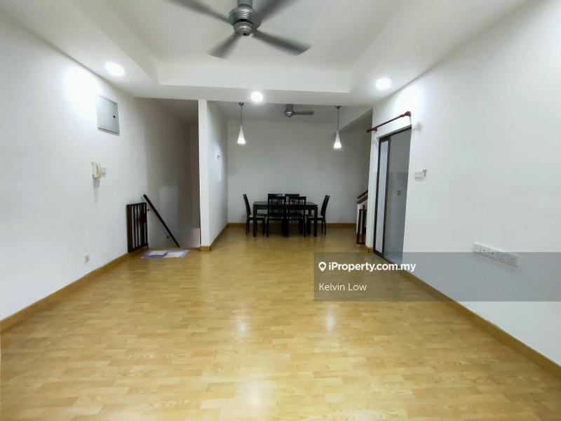 Townhouse for Sale in Kota Damansara, Selangor by Kelvin Low - iProperty.com.my