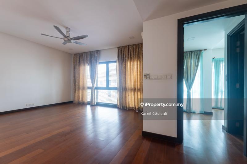 Semi-Detached House for Sale in LAKE VIEW Yara Twinvilla 2.5 Storey Semi-D House, Presint 8 by Kamil Ghazali - iProperty.com.my