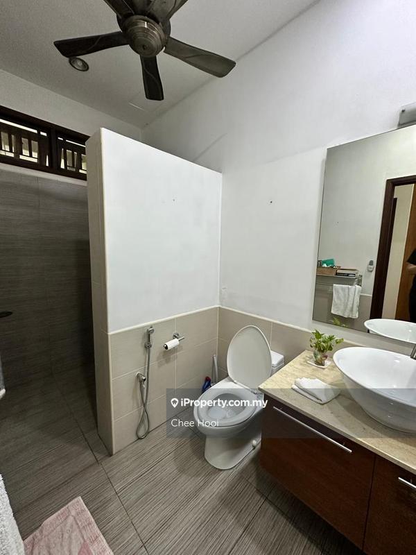 Rumah Berkembar untuk Dijual di Jalan Bunga Kaca Piring, Tanjung Bungah oleh Chee Hooi - iProperty.com.my