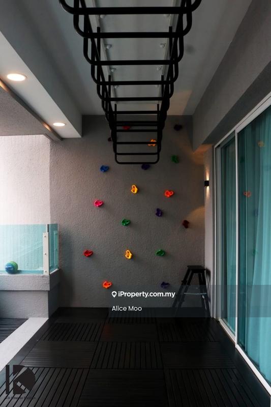 For Sale - Tiffani Kiara