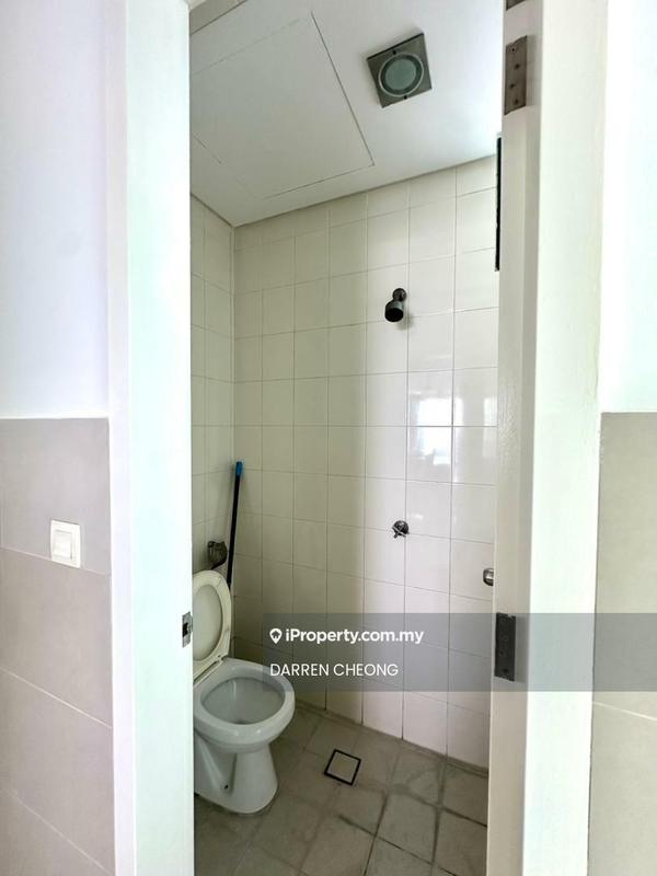 Condominium for Sale in LaCosta @ Sunway South Quay by DARREN CHEONG - Bathroom - iProperty.com.my