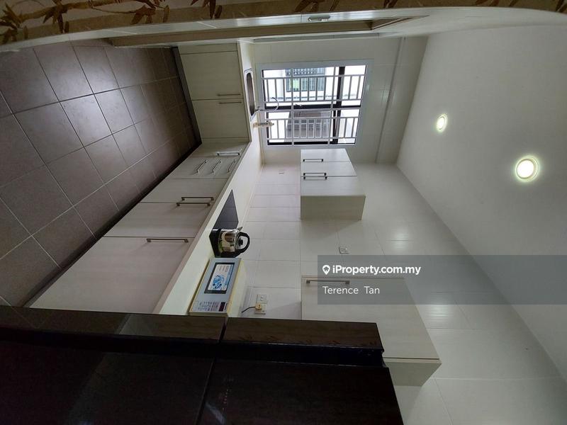 Service Residence for Sale in Jentayu Residensi @ Tampoi by Terence Tan - iProperty.com.my