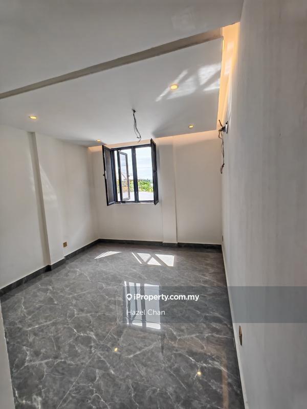 Rumah Berkembar untuk Dijual di Likas, Kota Kinabalu oleh Hazel Chan - iProperty.com.my