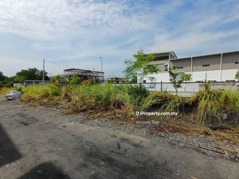 For Sale - Corner Semi-D Factory 75x170 13800sf Saujana Teknologi Rawang