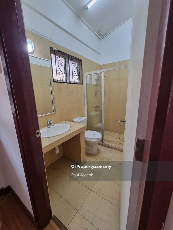 Semi-Detached House for Sale in Taman Petaling, Petaling Jaya by Paul Joseph - iProperty.com.my