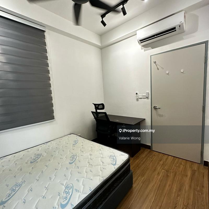 Service Residence for Rent in Pinnacle Sri Petaling by Valarie Wong - iProperty.com.my