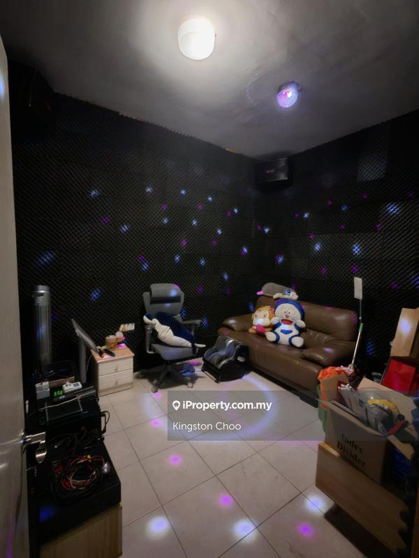 Rumah Bandar untuk Dijual di [ Gated Guarded ] Taman Lagenda Mas, Cheras oleh Kingston Choo - iProperty.com.my