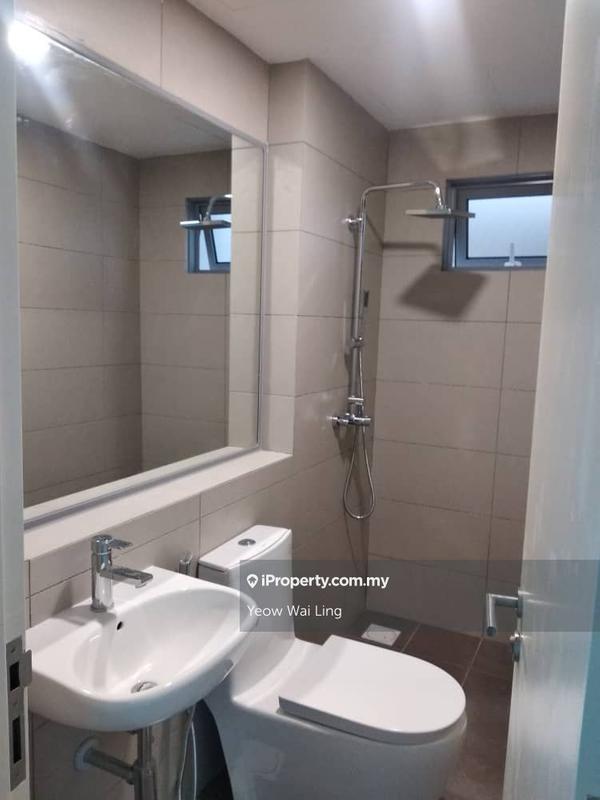 Condominium for Sale in Lakefront Residence by Yeow Wai Ling - iProperty.com.my