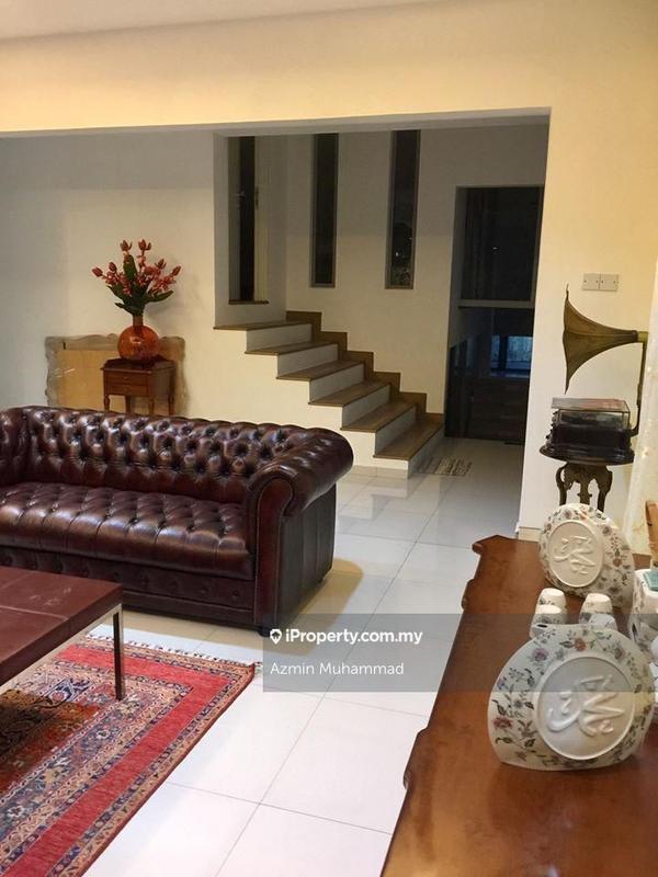 Rumah Berkembar untuk Dijual di Seksyen 13, Shah Alam oleh Azmin Muhammad - iProperty.com.my