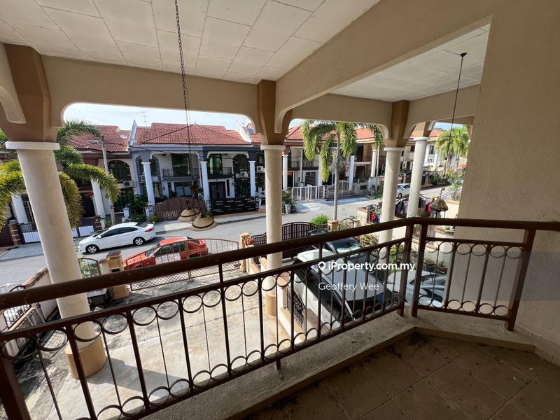 Rumah Berangkai 2 Tingkat untuk Dijual di Taman Angsa Mas, Durian Tunggal oleh Geoffery Wee - iProperty.com.my