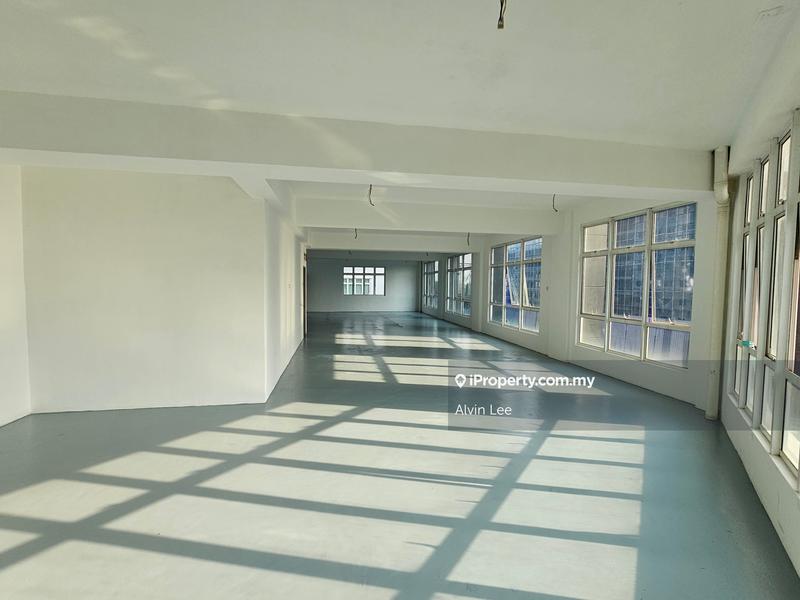Shop / Office untuk Disewa di Taman Cahaya Alam, Shah Alam oleh Alvin Lee - iProperty.com.my