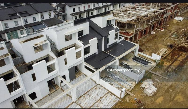 2.5-storey Terraced House for Sale in Kuching, Sarawak by Jay Law - iProperty.com.my