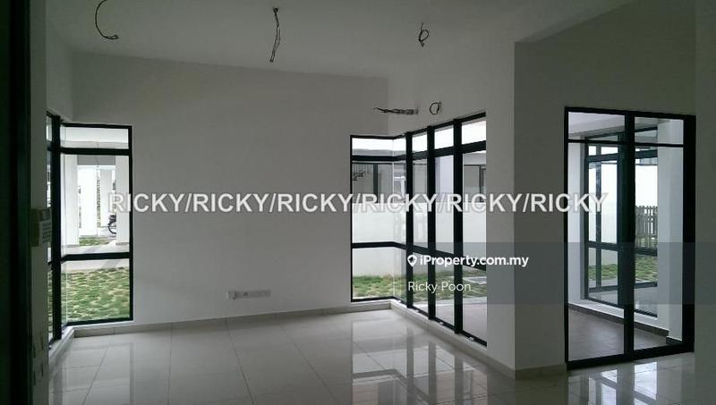 Rumah Berkembar untuk Dijual di Setia Ecohill Aravia, Semenyih oleh Ricky Poon - iProperty.com.my