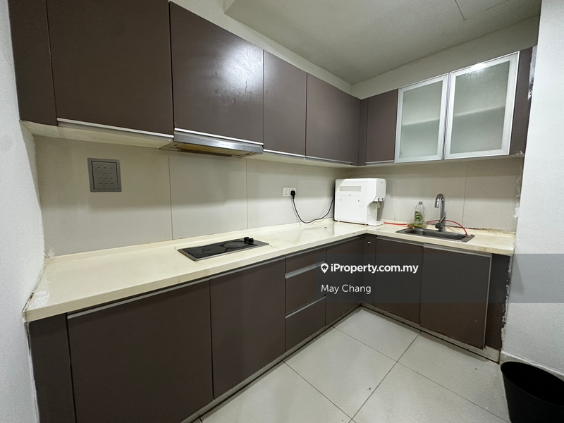 Kediaman Servis untuk Dijual di Regalia Residence oleh May Chang - iProperty.com.my