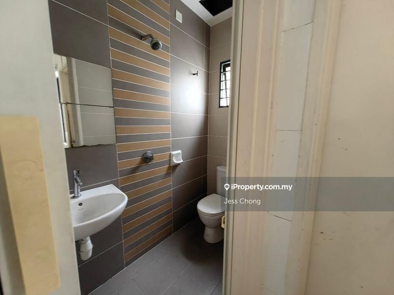 Rumah Bandar untuk Dijual di Puchong, Selangor oleh Jess Chong - iProperty.com.my