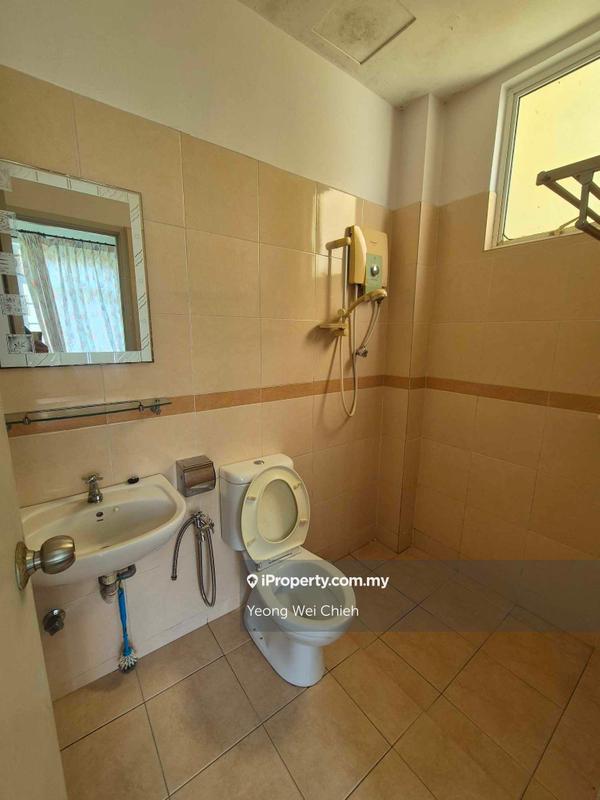 For Sale - Pangsapuri Bukit Beruang Bestari (University View)