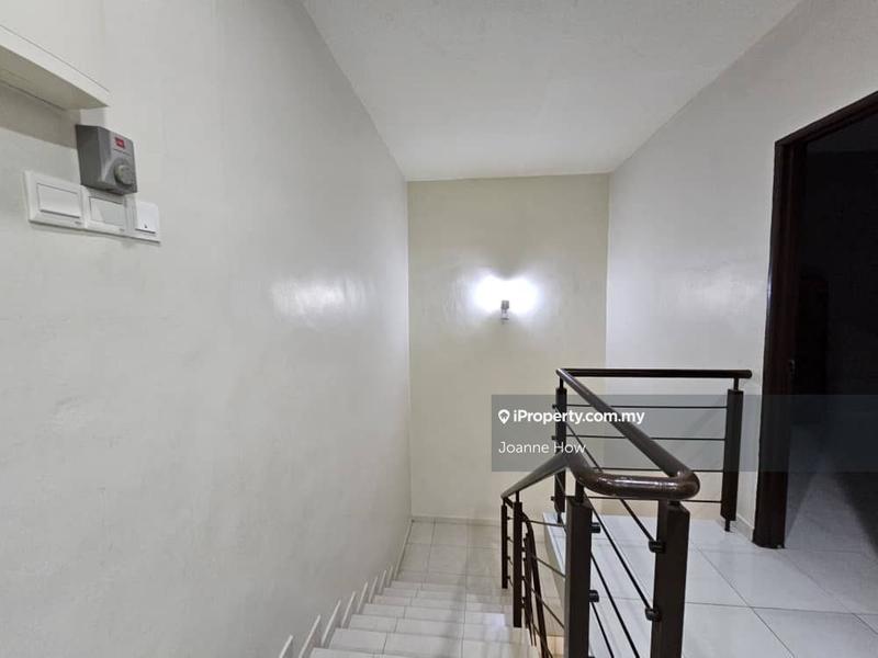 Rumah Teres 2-Tingkat untuk Dijual di Taman Muzaffar Heights, Bukit Katil oleh Joanne How - iProperty.com.my
