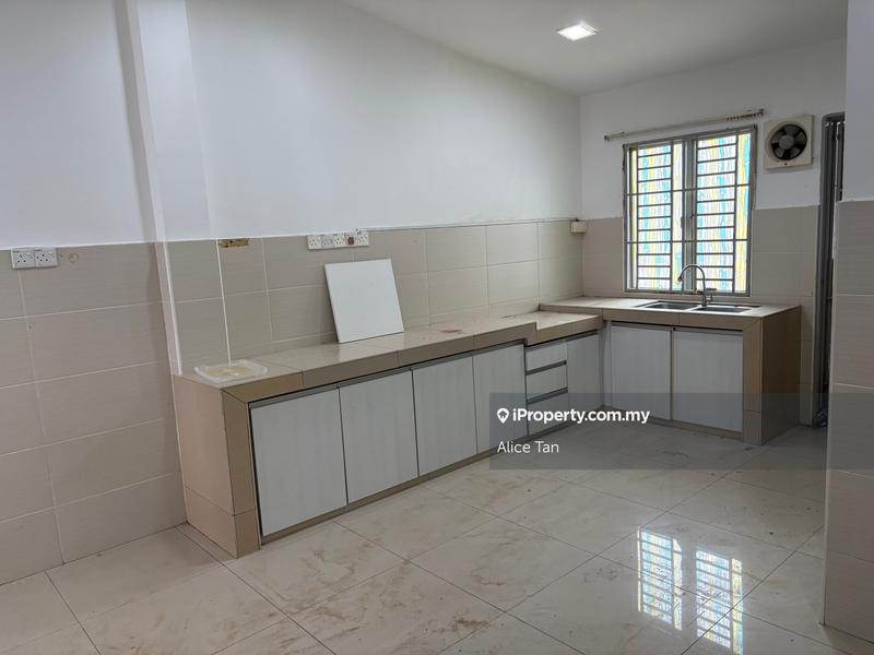 Rumah Berangkai 2 Tingkat untuk Dijual di Kampung Gombak Indah, Batu Caves oleh Alice Tan - iProperty.com.my