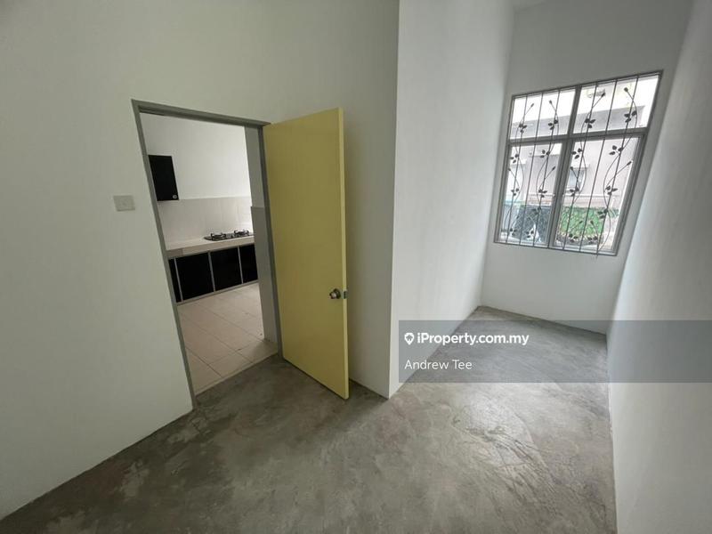 Rumah Berangkai 2 Tingkat untuk Dijual di Saujana Puchong, Puchong oleh Andrew Tee - iProperty.com.my