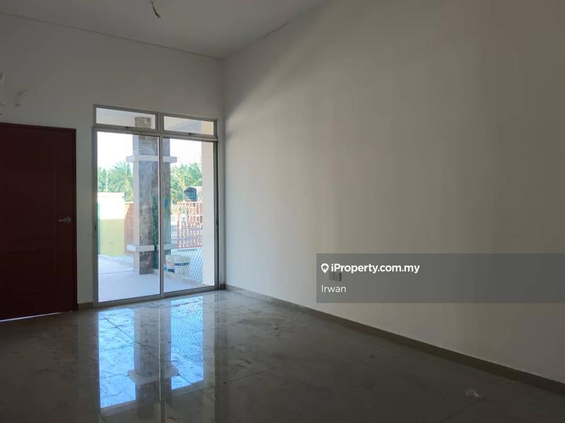 Rumah Berangkai 1 Tingkat untuk Dijual di Telok Panglima Garang, Selangor oleh Irwan Affandi - iProperty.com.my