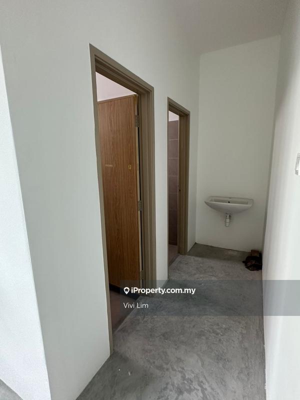 Kedai-Pejabat untuk Disewa di kbsnx, Kluang oleh Vivi Lim - iProperty.com.my