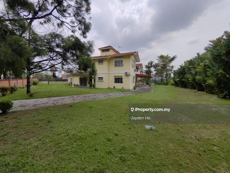 Bungalow House for Sale in Sea Park, Petaling Jaya by Jayden Ho - iProperty.com.my
