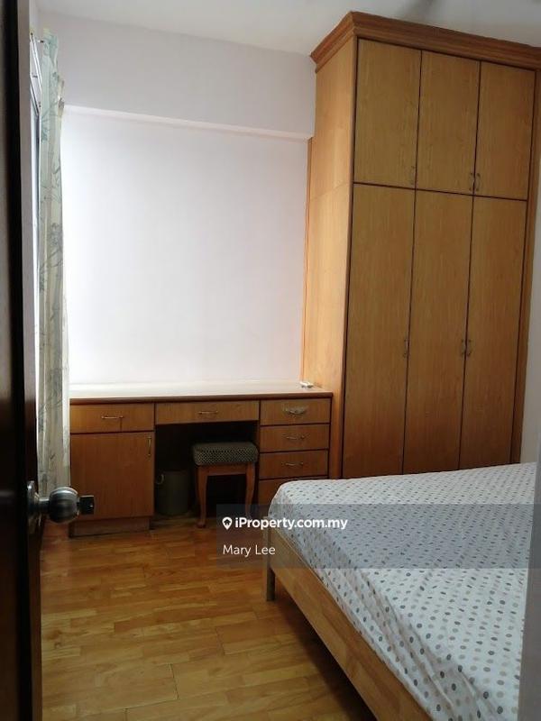 Kondominium untuk Dijual di Gurney Park Condominium oleh Mary Lee - bedroom 2 - iProperty.com.my