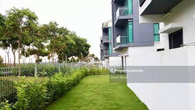 Banglo untuk Dijual di 3 Storey Bungalow Sejati Residence, Cyberjaya oleh Sharil Routh - iProperty.com.my