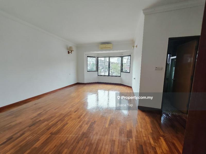 Rumah Berangkai 2.5 Tingkat untuk Dijual di Bandar Utama 6, Bandar Utama oleh Biana Yap - iProperty.com.my