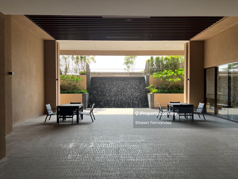 Walkway to Business Suite