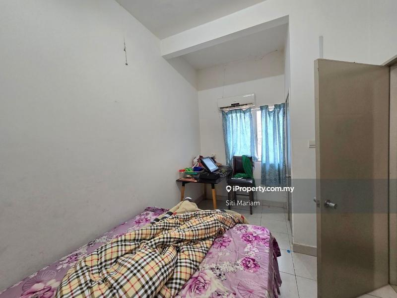2.5-storey Terraced House for Sale in Seksyen 8, Bangi by Siti Mariam - iProperty.com.my