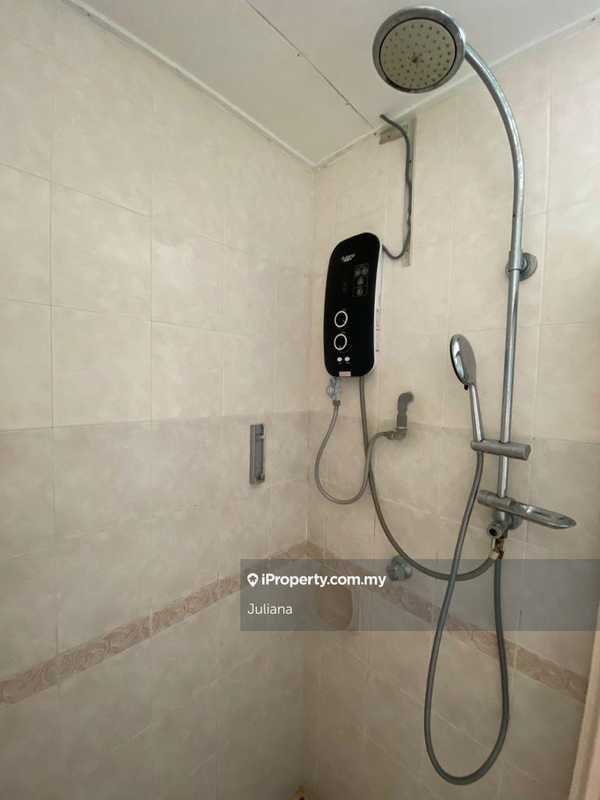Condominium for Sale in Sunway Sutera Condominium by Juliana - iProperty.com.my