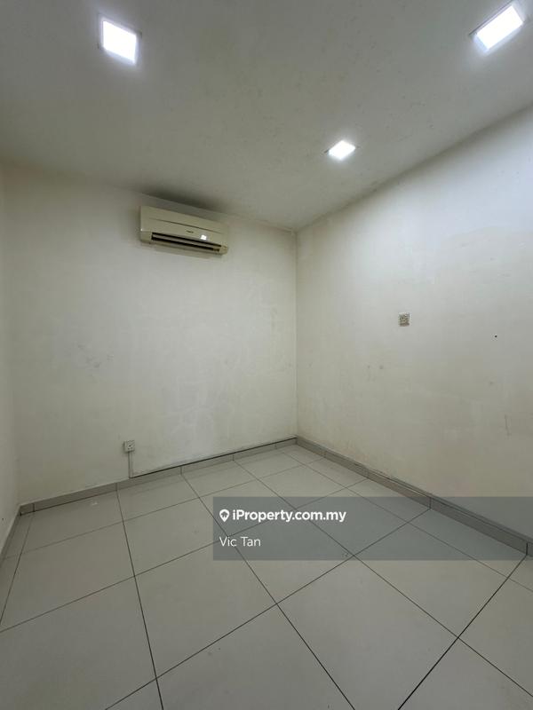 3-storey Terraced House for Sale in Batu 9, Cheras by Vic Tan - iProperty.com.my