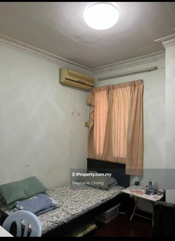Condominium for Sale in University Tower by Stephanie Chong - iProperty.com.my