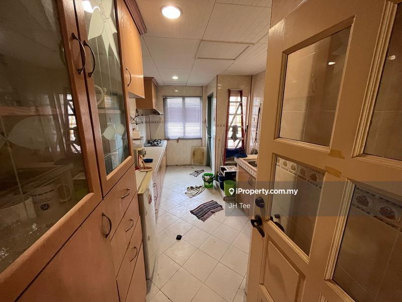 Apartment for Sale in Casa Venicia Apartment by JH Tee - iProperty.com.my