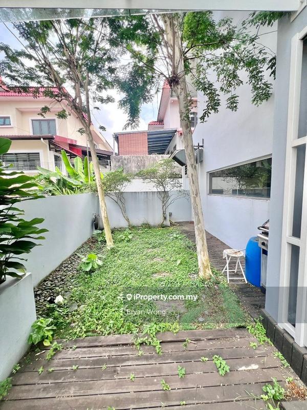 Semi-Detached House for Sale in Seksyen 22, Damansara Jaya, Petaling Jaya by Bryan Wong - iProperty.com.my