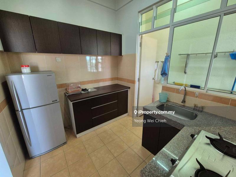 For Sale - Pangsapuri Bukit Beruang Bestari (University View)