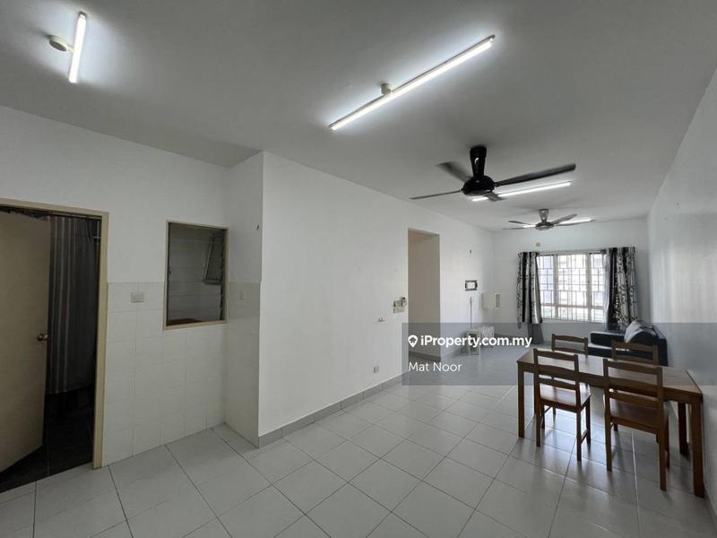 Pangsapuri untuk Dijual di Seri Intan Apartment oleh Mat Noor - iProperty.com.my