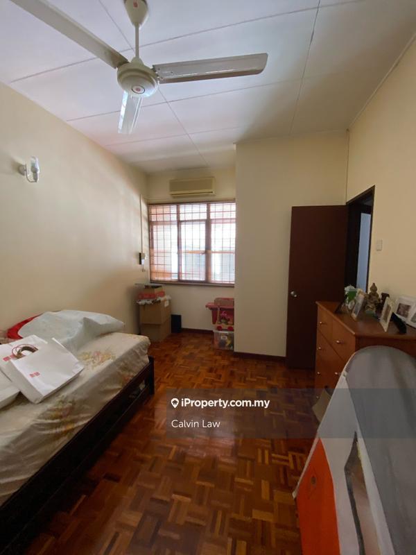 Rumah Berangkai 2 Tingkat untuk Dijual di Bandar Utama 10, Bandar Utama oleh Calvin Law - iProperty.com.my