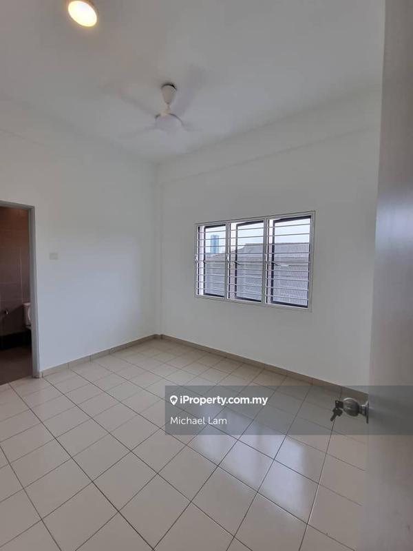 3-storey Terraced House for Sale in Kampung Sungai Kayu Ara, Petaling Jaya by Michael Lam - iProperty.com.my