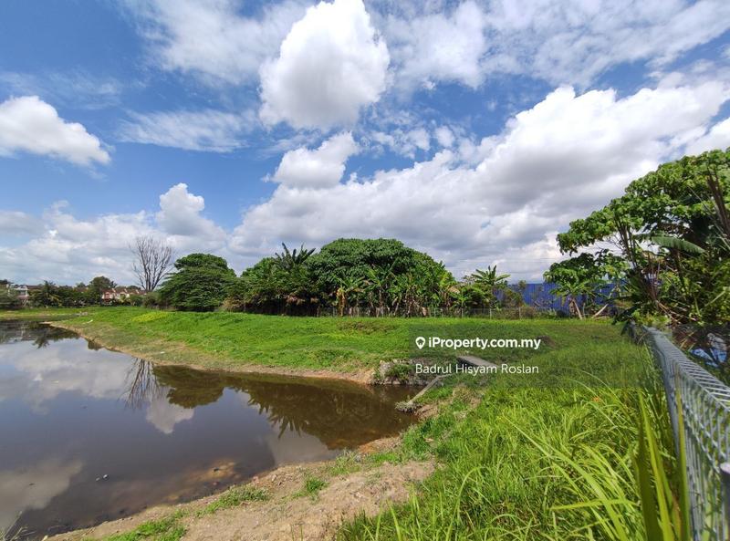 Tanah Komersial untuk Dijual di Bandar Bukit Mahkota, Bangi oleh Badrul Hisyam Roslan - iProperty.com.my