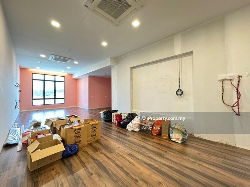 Bungalow House for Sale in Bandar Country Homes, Rawang by Andy Yap - iProperty.com.my