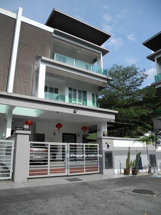 Rumah Berkembar untuk Dijual di Taman Beverly Height, Ulu Kelang oleh Calvin Chin - iProperty.com.my