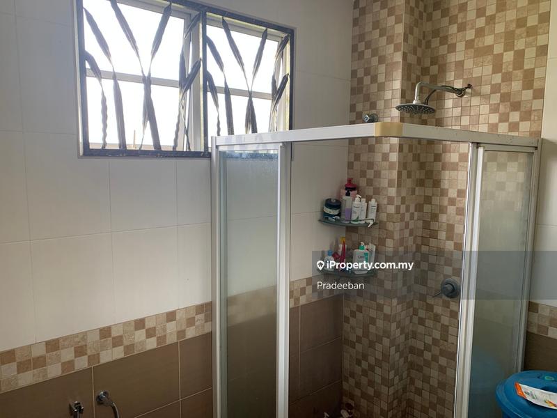 Rumah Berangkai 2.5 Tingkat untuk Dijual di Jalan Halimahton, Jalan Klang Lama (Old Klang Road) oleh Pradeeban - iProperty.com.my